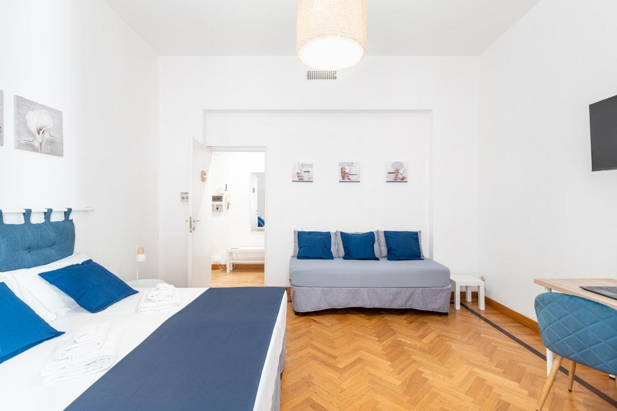 Hostly - Michelangelo Suite Midtown-Center Of Rome — Photos 1